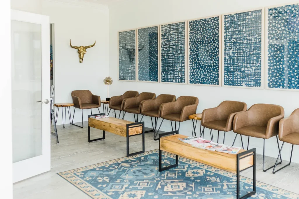 Patient waiting area at Buffalo Creek Dental in Mustang, OK